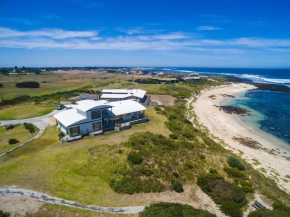 Wytonia Beachfront Accommodation